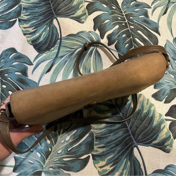 Zara Tan Taupe Faux Leather Wolf Crossbody Bag Purse FLAWS READ - Picture 10 of 16